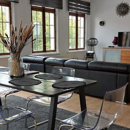 אנטוורפן The View - Spacious 2 Bdr Appt In With View מראה חיצוני תמונה