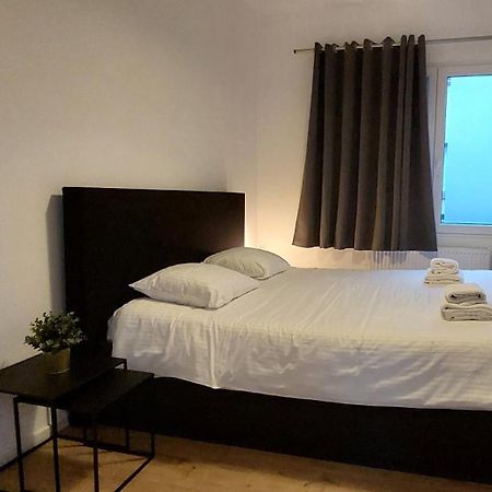 אנטוורפן The View - Spacious 2 Bdr Appt In With View מראה חיצוני תמונה