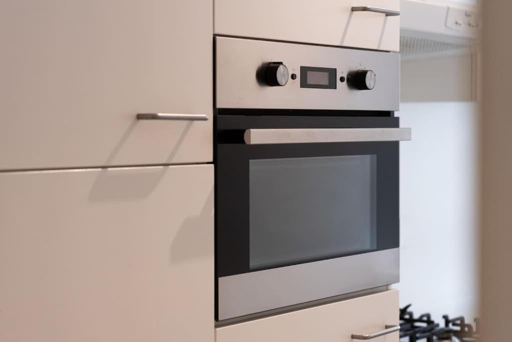 אנטוורפן The View - Spacious 2 Bdr Appt In With View מראה חיצוני תמונה